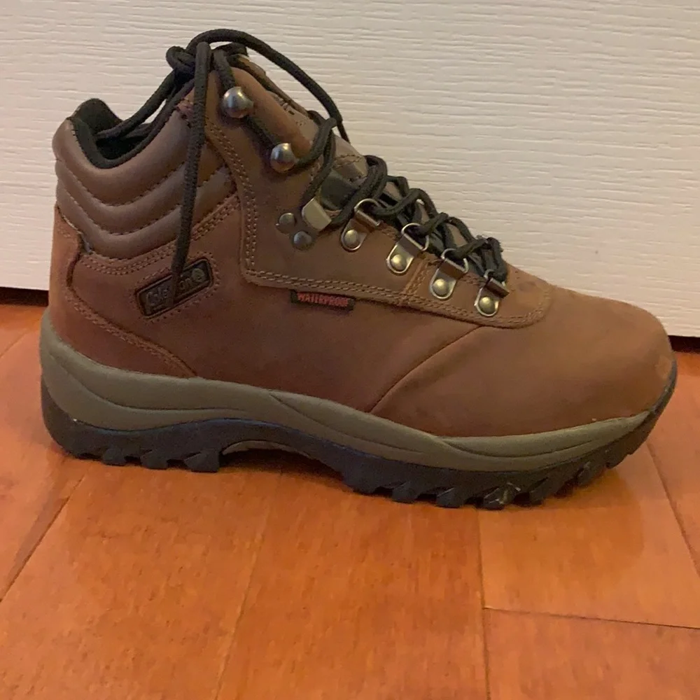 Coleman Waterproof Hiking Boots Men's Size Brown‎ NWT 7.5